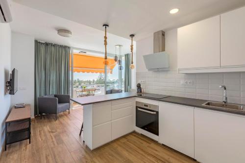 Barbados 401 by VillaGranCanaria