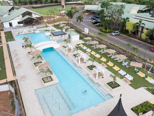 an overhead view of a pool at a resort at Ibis Darwin Airport Hotel in Darwin