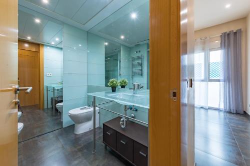 A bathroom at Cituspace Sandoval