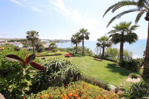 Estepona West Townhouse BIANCA