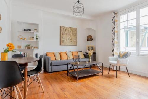 Eiffel Tower Saint Residence