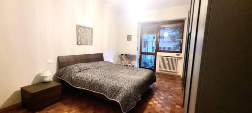Cozy room in a SHARED apartment close to Linate airport stanza in appartamento condiviso a due passi da Milano Linate