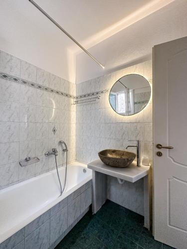 Anastasia's Place in Naxos Chora