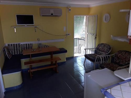 Gambar di galeri bagi Comfortable apartment in Barxeta with shared pool, 35 m² di Barcheta
