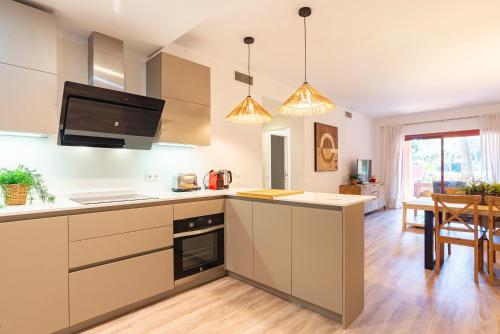 Alicate Beach Marbella by ELE Apartments