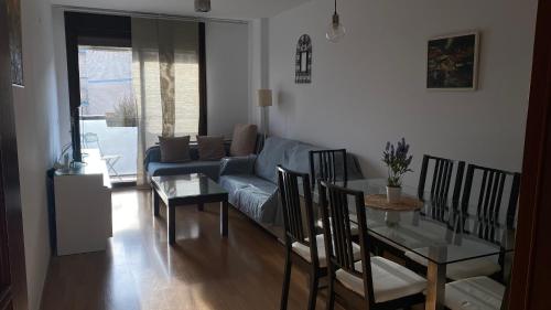 DUPLEX JUNTO AL PUENTE ROMANO con TERRAZA y PARKING PRIVADO precio no incluido a 5m del teatro de la axerquia de Córdoba