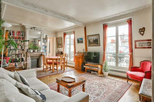 Beautiful cocoon near Montmartre