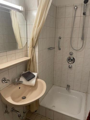 Koupelna v ubytování Haus Heidetal