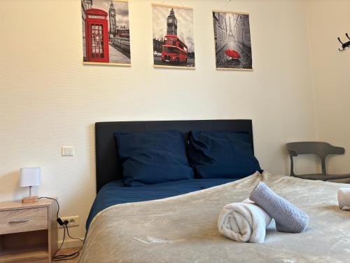 Postel nebo postele na pokoji v ubytování Vaillant - Tout confort - Fibre - 5min du Tramway #SirDest
