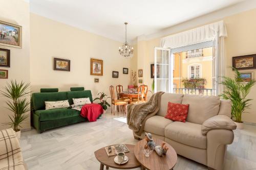 Balcón y Parking Carretería 77