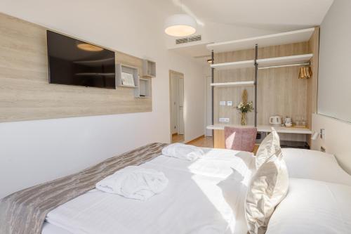 Φωτογραφία από το άλμπουμ του Rogač Rooms & Restaurant σε Omiš