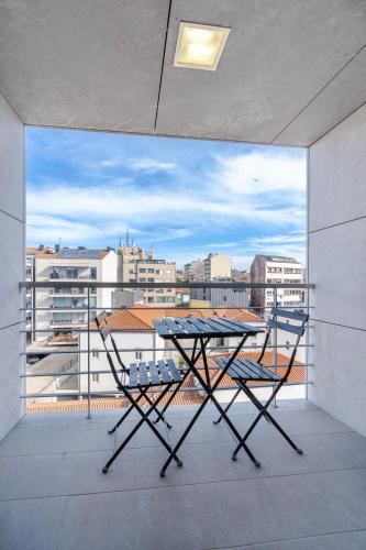 Cedofeita Sunny Apartment - Balcony & Parking