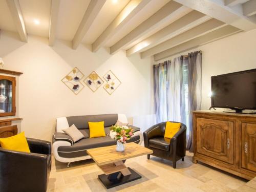 Fotografie z fotogalerie ubytování Maison paisible avec terrasse et jardin proche sites préhistoriques - FR-1-616-339 v destinaci Le Bugue