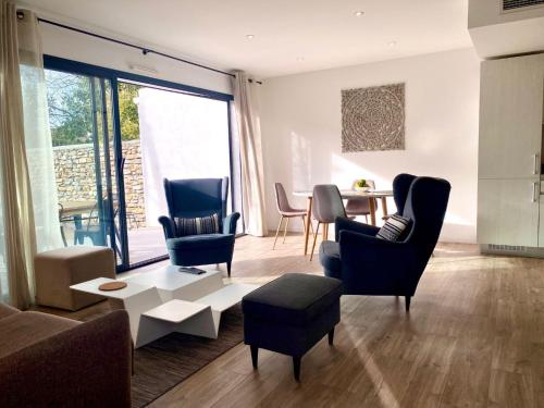 صورة لـ Villa de charme à Bouzigues, calme à 2 pas de la plage - FR-1-604-45 في بوزيجويس