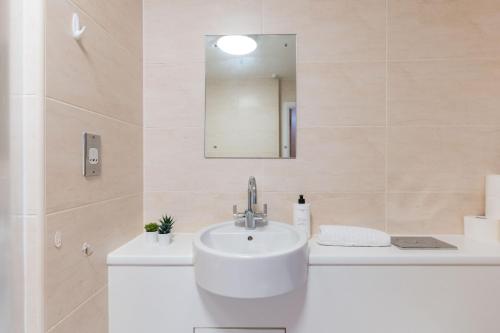 Apartment in the heart of Cardiff City Centre photo 10