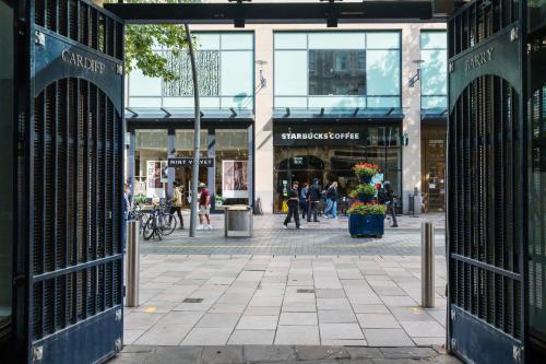 Apartment in the heart of Cardiff City Centre photo 22