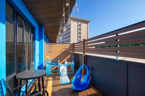 Μπαλκόνι ή βεράντα στο Courtyard by Marriott Shanghai International Tourism and Resorts Zone