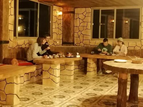 Dana local life Eco Lodgeの宿泊客