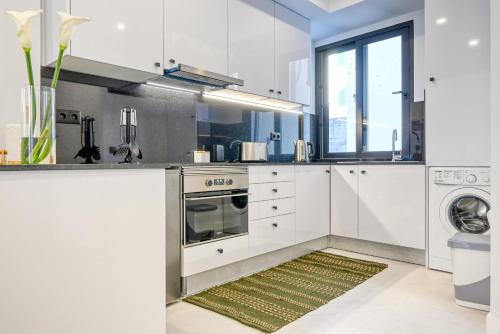 Beco Santa Emilia 2H, a Home in Madeira