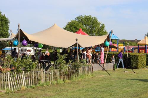 Επισκέπτες που μένουν στο Holiday park Duinhoeve