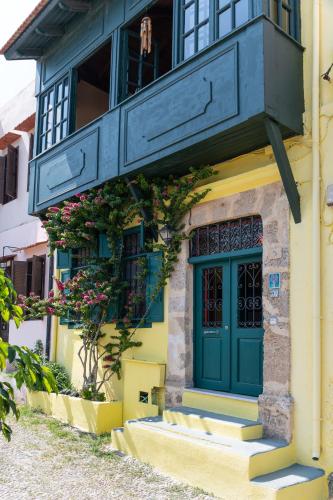Labyrinthos Arts Guest House