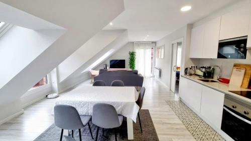 Dapur atau dapur kecil di Cangas de onis a orillas del río Sella