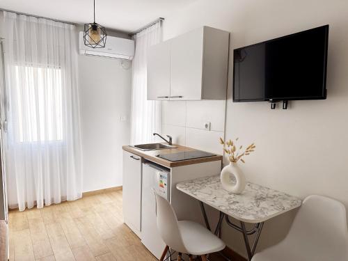 TV/Unterhaltungsangebot in der Unterkunft Danin apartmani