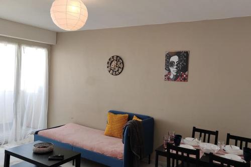 Χώρος καθιστικού στο Charmant appartement proche Melun centre ville
