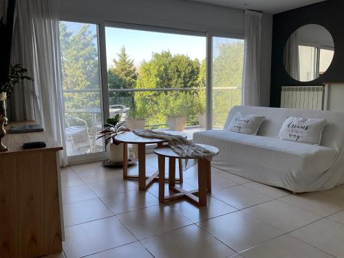 Χώρος καθιστικού στο Departamento impecable excelente ubicación cerca de todo