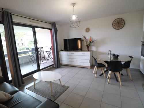 T2 avec Wifi incl., 4 pers, Parking à Sète - FR-1-472-192