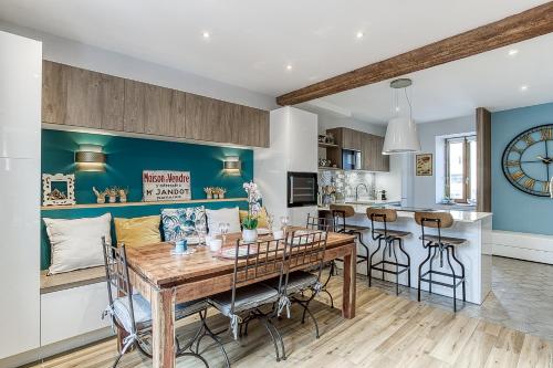 Duplex de luxe à Trévoux élégance et confort 100m2 chambres climatisées