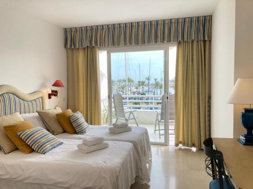 Apartamento Isla de Poniente Puerto Marina