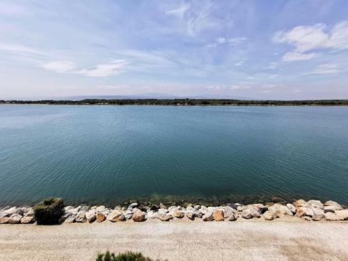 Photo de la galerie de l'établissement Résidence Terrasses De La Mediterranee 3 - APPT T2 CAB OU MEZZ 5 couchages PORT LEUCATE MAE-6314, à Port-Leucate