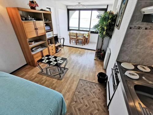 Photo de la galerie de l'établissement Résidence Terrasses De La Mediterranee 3 - APPT T2 CAB OU MEZZ 5 couchages PORT LEUCATE MAE-6314, à Port-Leucate