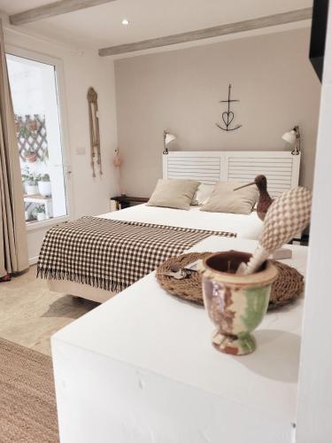 La maison blanche Intra-Muros Free parking