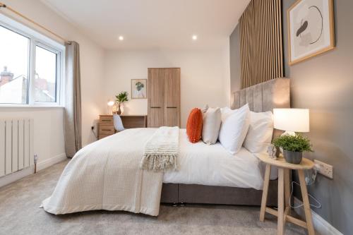 Gallery image of Modern 2-Bedroom House Near Leeds Centre, Ideal for Contractors & Long Stays - NordStay in Amley