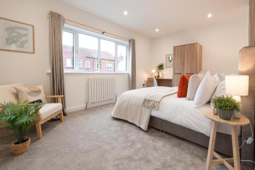 Gallery image of Modern 2-Bedroom House Near Leeds Centre, Ideal for Contractors & Long Stays - NordStay in Amley