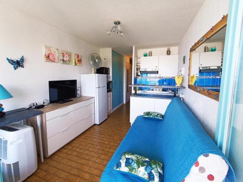 Studio cabine climatisé face plage avec parking à Sète