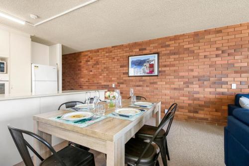 Posezení v ubytování San Clemente Unit 4 24 Orvieto Terrace