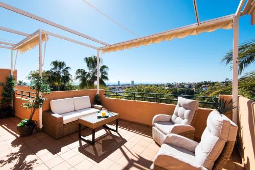 RentAndHomes Penthouse Elviria Golf