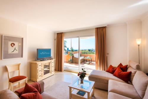 RentAndHomes Penthouse Elviria Golf