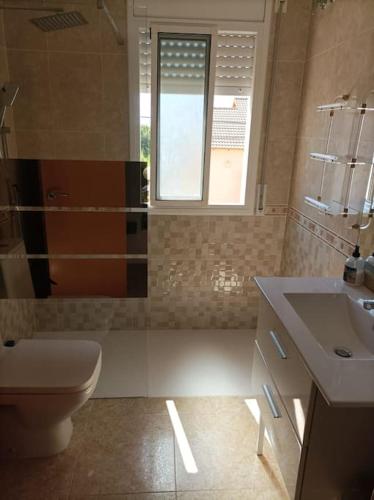 Foto Adosada, Piscina, Família y Vacaciones 3
