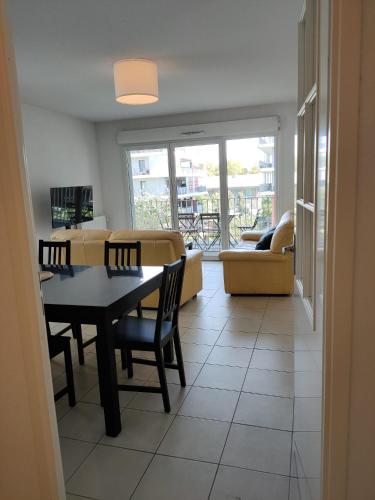 L'Envol - 80 M2 - 40 M2 balcon - 2 parkings privés