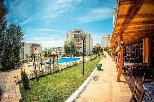 Bazén v ubytování Imperial Fort Club Apartament nebo v jeho okolí