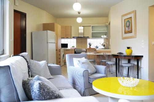 Aeri Home - At Nea Chora beach w. Parking included