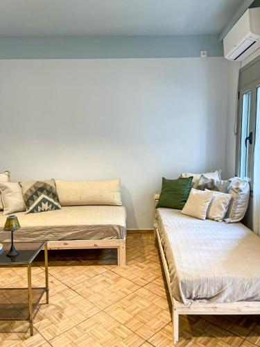 Apartment near Metro + Port