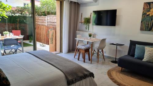 Studio Sun-Beach avec parking et jardin - 500m des plages de Juan Les Pins