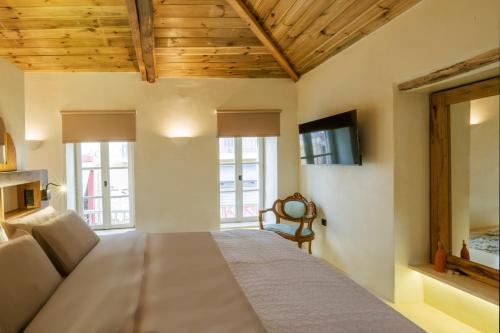 SUITE HOUSE THISSION
