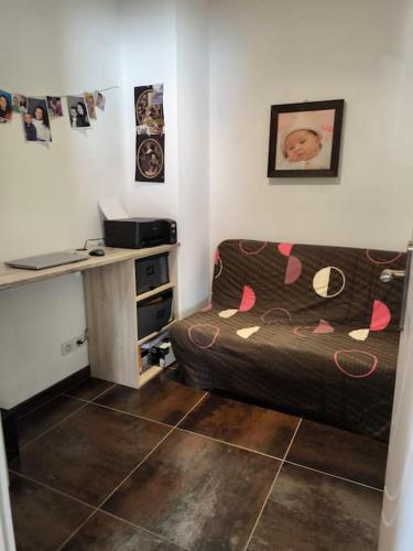 Photo de la galerie de l'établissement Villa jusqu'à 8 personnes Max avec piscine à 15 min des plages, à Nissan-lez-Enserune