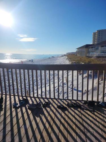 Boathouse Condo, Downtown Destin Harbor, Private Beach Access, Waterfront, on Golf course, Water Taxi pickup photo 15